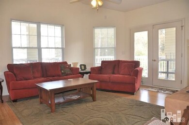 4523 Sagedale Dr unit 301C, Wilmington, NC 28405 - photo 6