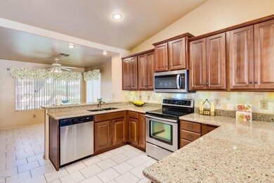 0007 Kitchen
