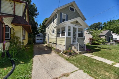 2510 Forest Front photo 4