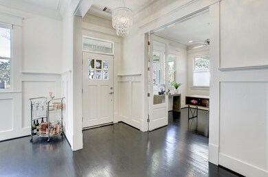 1634 Arlington St, Houston, TX 77008 - photo 6