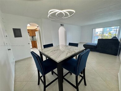 Coastal Towers unit 411, Sunny Isles Beach, FL 33160 - photo 4