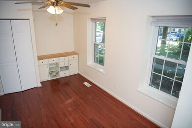 9031 Lambskin Ln, Columbia, MD 21045 - photo 5