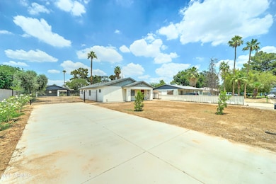 2148 w hayward ave-3