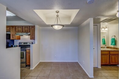 breakfast nook, kitchen, 2nd bathroom