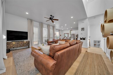 4317 Cedar Springs Rd unit A, Dallas, TX 75219 - photo 2