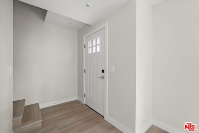 1317 Punta Gorda St unit 6, Santa Barbara, CA 93103 - photo 5