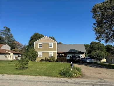 135 Janet St, Beaver Falls, PA 15010 - photo 5