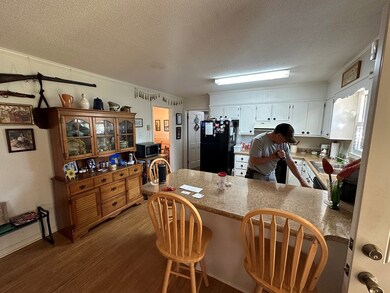 1910 Lullwater Rd, Albany, GA 31707 - photo 3