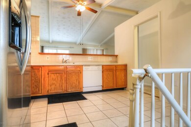 4304 Dumfries Cir, Lansing, MI 48911 - photo 2