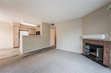 3101 Casey Dr unit 202, Las Vegas, NV 89120 - photo 4