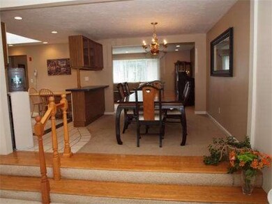 71 Bittersweet Ln, Randolph, MA 02368 - photo 6