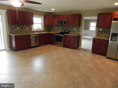 41 Fleetwood Place, Willingboro, NJ 08046 - photo 2