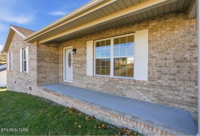 259 Altina Cir, New Tazewell, TN 37825 - photo 6