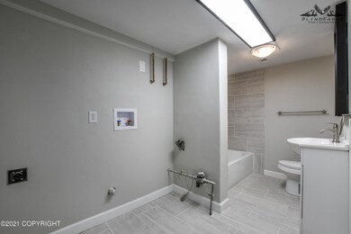Laundry/bathroom