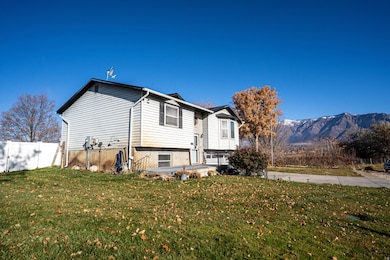 1307 N 225 W, Ogden, UT 84404 - photo 2