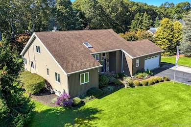 61 Eileen Cir, Jamesport, NY 11947 - photo 6