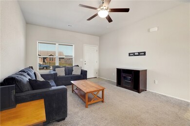 1221 General Marmaduke Dr, Prairie Grove, AR 72753 - photo 5