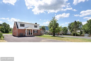 309 Stonewall St, Strasburg, VA 22657 - photo 7