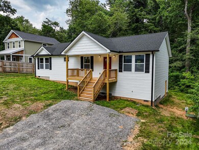 490 Onteora Blvd, Asheville, NC 28803 - photo 4