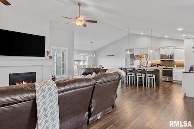 1109 Lightstone Ct, Sherman, IL 62684 - photo 6