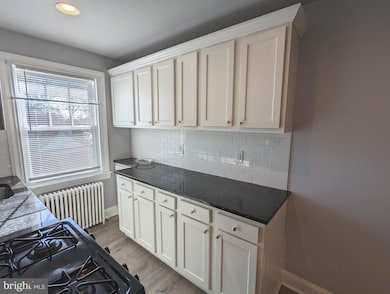 401 Montgomery St unit 2, Laurel, MD 20707 - photo 6