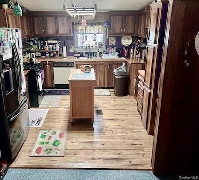 27 Delaware Dr, Sparrow Bush, NY 12780 - photo 7