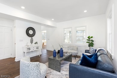 166 N Lehigh Ave, Cranford, NJ 07016 - photo 7