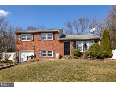 1896 Little Dr, Woodbury, NJ 08096 - photo 2