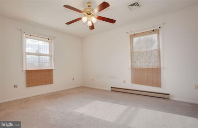 40 Delmont Ave, Harrisburg, PA 17111 - photo 6