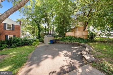 2728 Farnsworth Dr, Alexandria, VA 22303 - photo 7