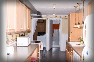 925 E Front St, Lynden, WA 98264 - photo 3