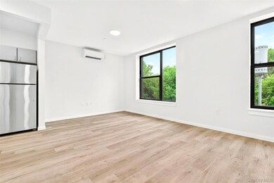 1739 Lacombe Ave unit 1B, Bronx, NY 10473 - photo 6
