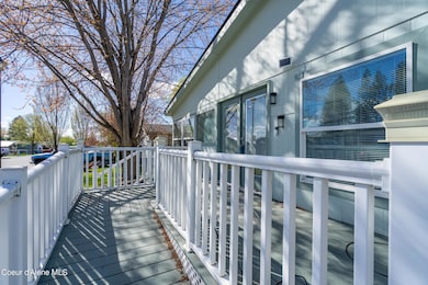 Front Porch & Ramp