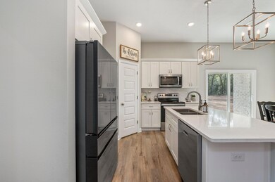 8-web-or-mls-5754-wayne-rogers-rd