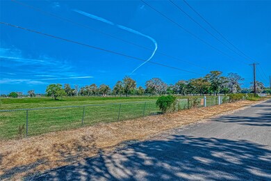 1435 Cumings St, Rosenberg, TX 77471 - photo 7