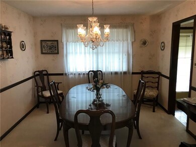 27 Coates Ln, Indiana, PA 15701 - photo 4