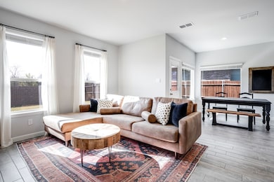 425 Passenger Trail, Fort Worth, TX 76131 - photo 5