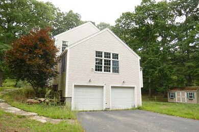 12 Rhonda Rheault Dr, Oxford, MA 01540 - photo 3
