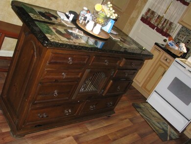 212 Hickory Dr, Shelbyville, TN 37160 - photo 7