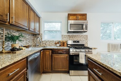 56 College St, Jersey City, NJ 07305 - photo 6