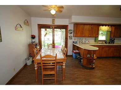 Breakfast Area/Room. 