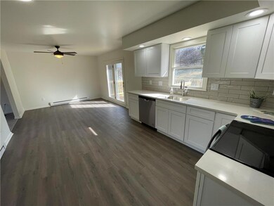 3048 Shady Nook Rd, Slatington, PA 18080 - photo 7