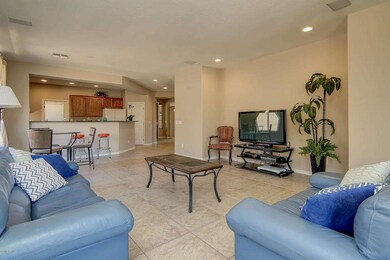102 LivingRoom_1