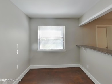 4_pc_N6FkL3KAXL_cbOi1lAUXH_layout_1