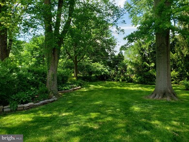 307 S Trooper Rd, Norristown, PA 19403 - photo 7