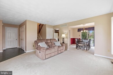 113 Lee St, Stewartstown, PA 17363 - photo 5