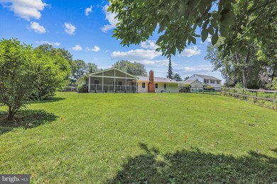 13904 Bethpage Ln, Silver Spring, MD 20906 - photo 2