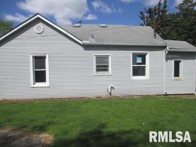1620 5th St, Moline, IL 61265 - photo 6