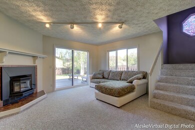 Living room - spacious and good light