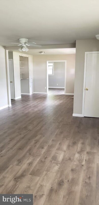 330 Thomson Ave, Paulsboro, NJ 08066 - photo 4